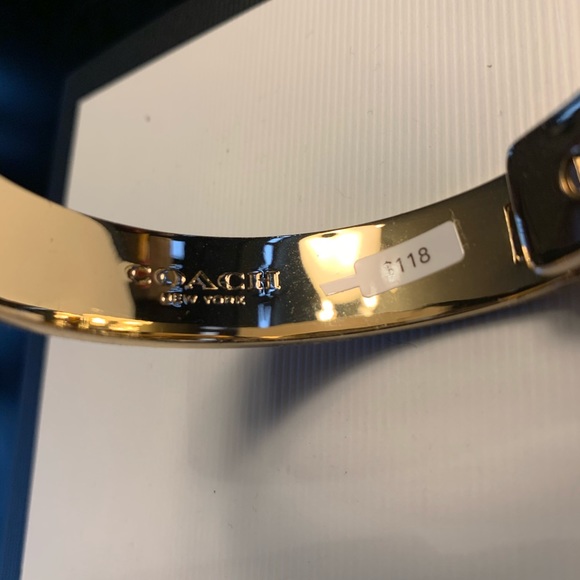 COACH NEW YORK CUFF BRACELET - Picture 4 of 4